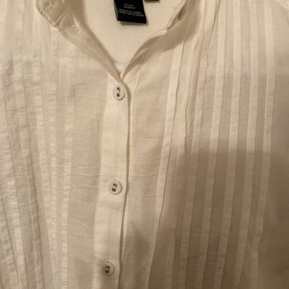 White blouse - Picture 3 of 5
